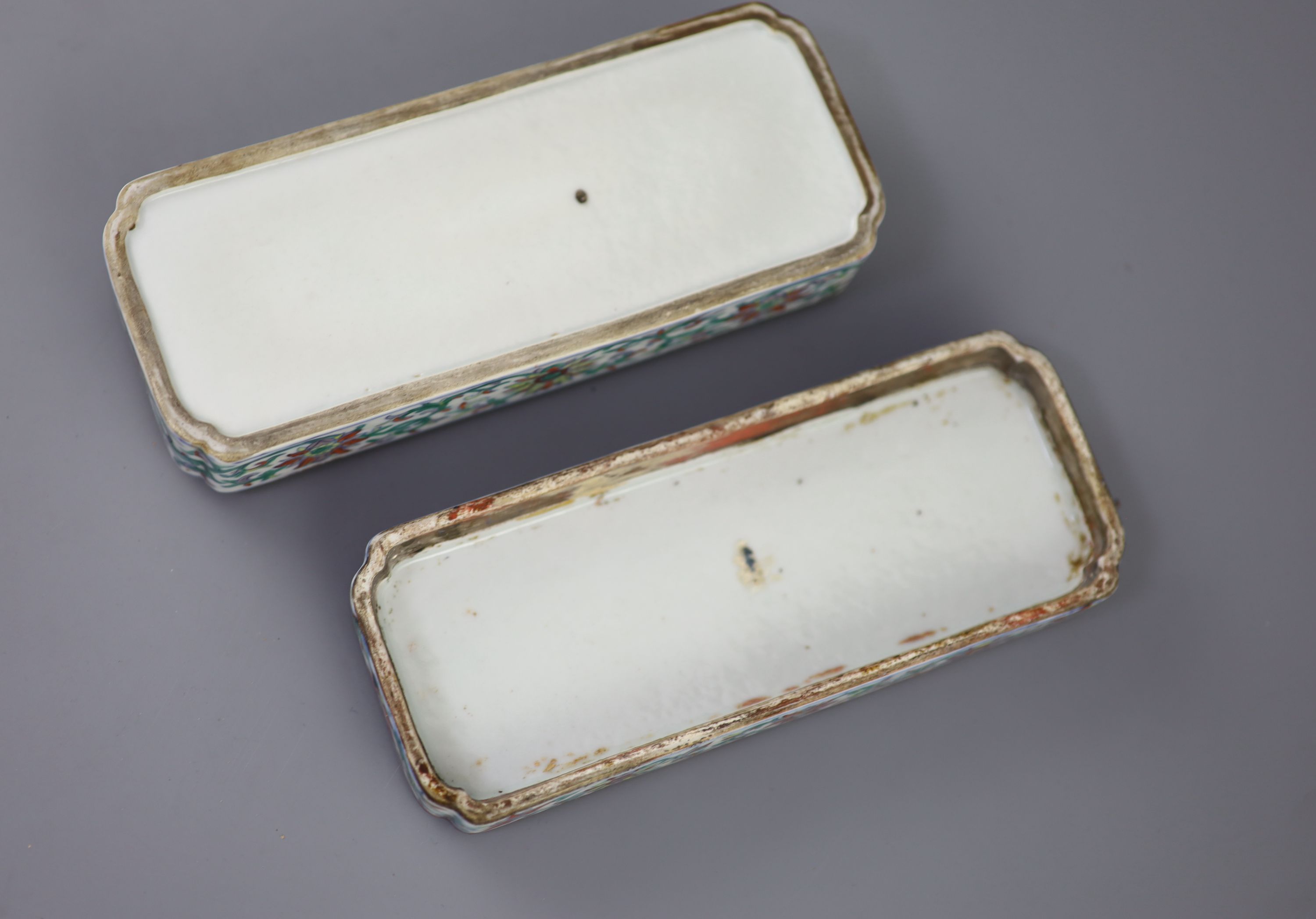A unusual Chinese doucai scribes box, Qing dynasty, 18cm long